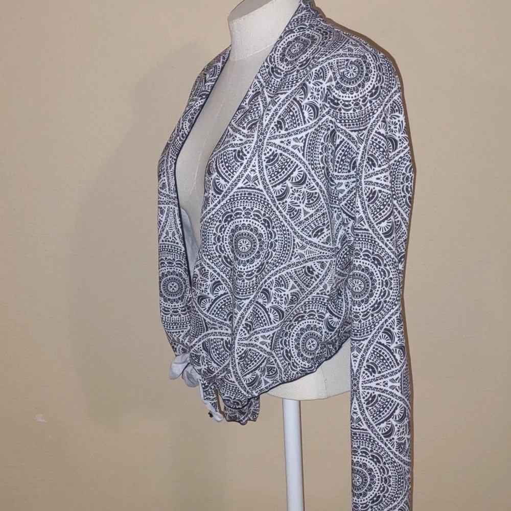 prAna Long Sleeve Tie Front Cardigan Size S